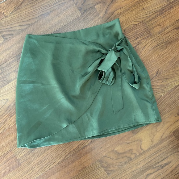 Bundle of 4 Mini Skirts - Picture 7 of 11
